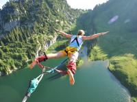 IM电竞APP-赛道与救赎，卡瓦哈尔的F1揭幕战之夜