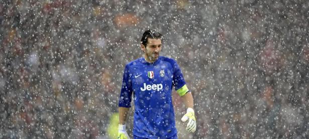 IM电竞官网入口-绿茵场与乒乓台的双重奏，英格兰轻取日本，许昕刷新纪录书写传奇