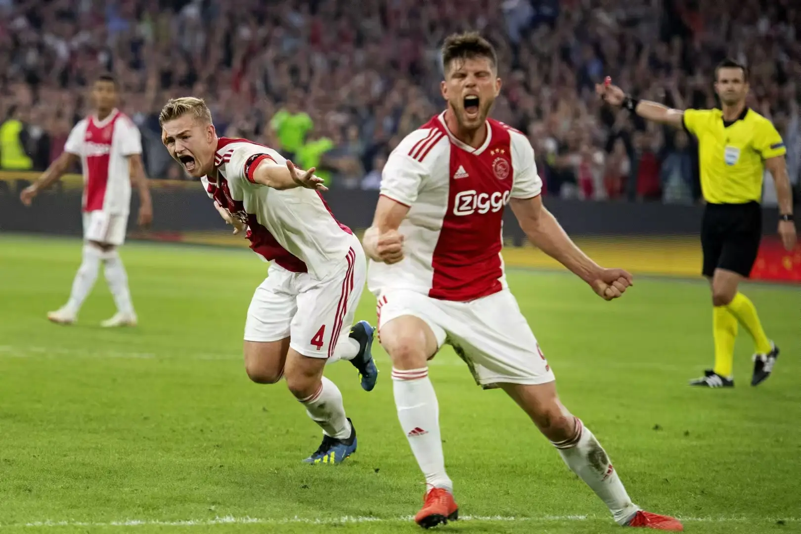 拉齐奥中场连场动作犀利,助球队轻松取胜的简单介绍 拉齐奥中场连场动作犀利,助球队轻松取胜的简单介绍