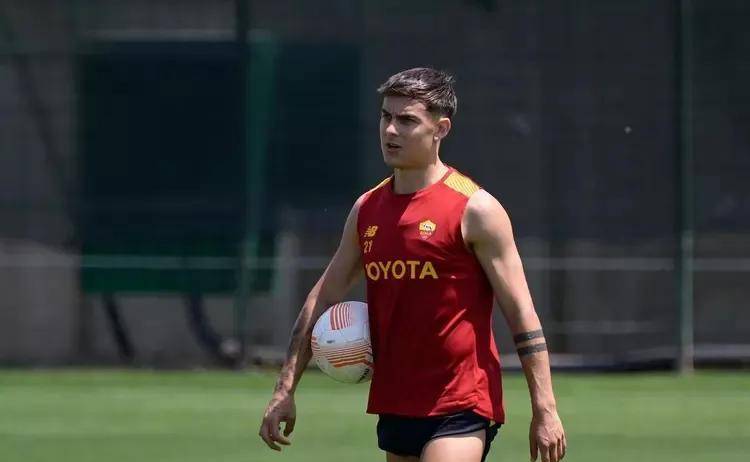 尤文图斯被淘汰，迪巴拉空门失良机