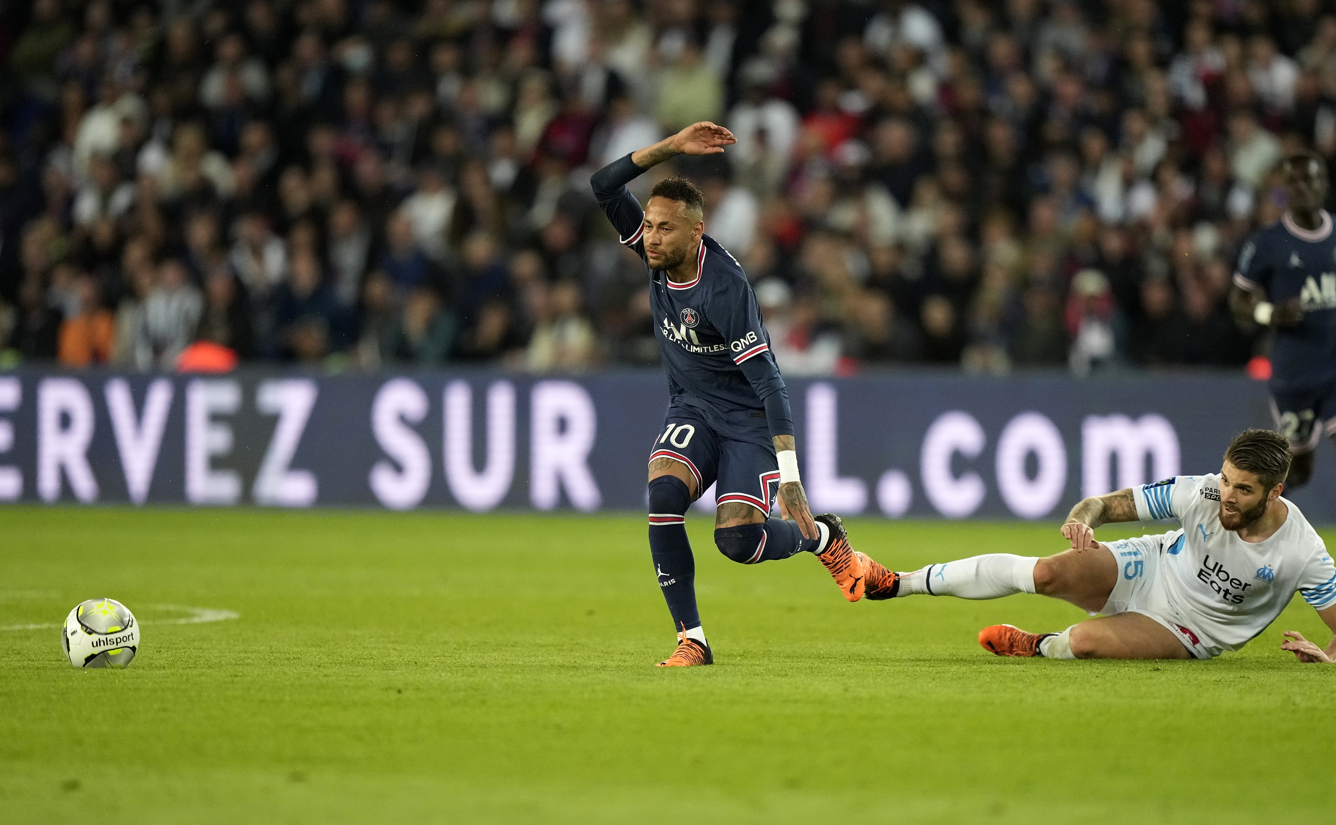 巴黎圣日耳曼擒下马赛,继续领跑法甲的简单介绍 巴黎圣日耳曼擒下马赛,继续领跑法甲的简单介绍