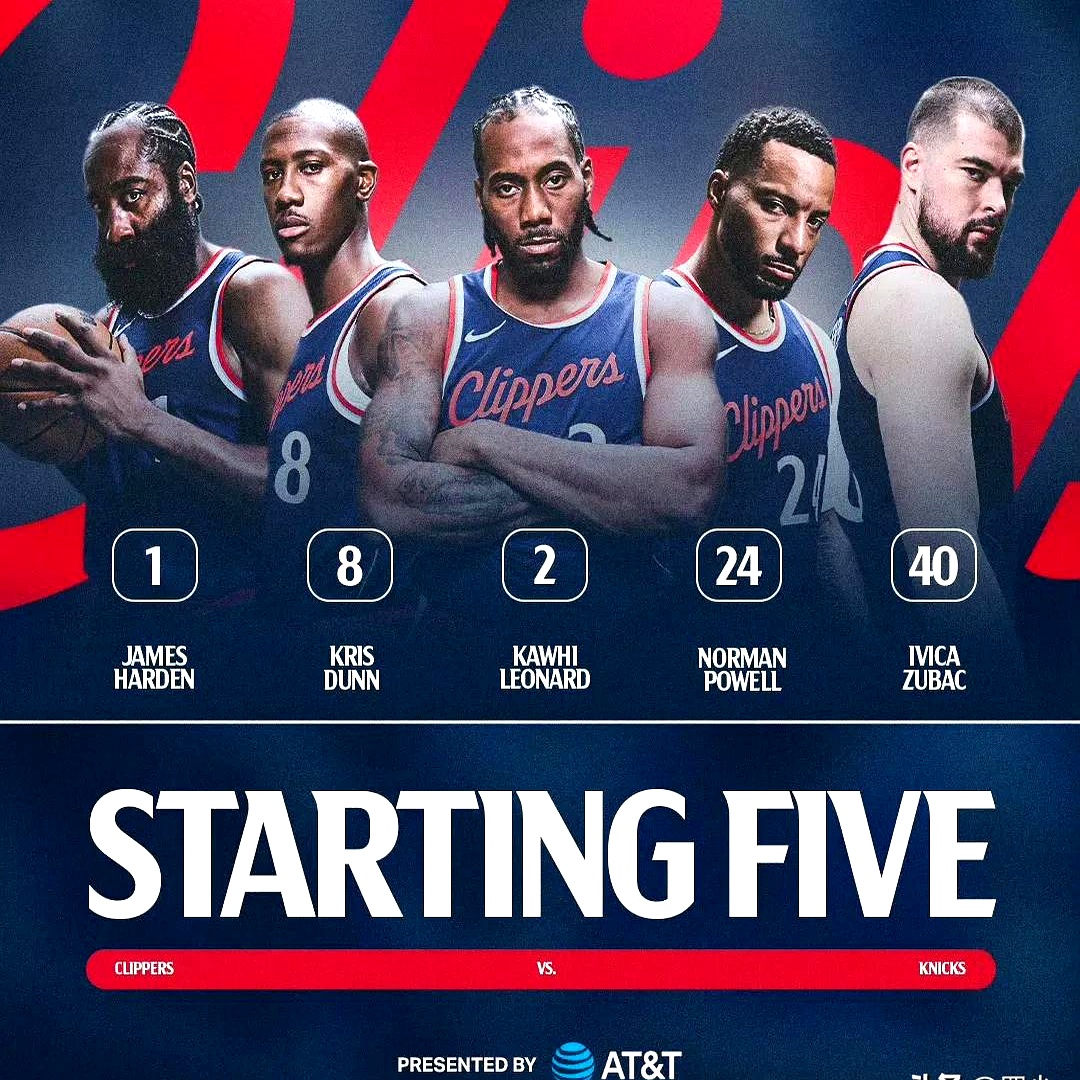 实力平均的两支球队酣战,胜负难分 实力平均的两支球队酣战,胜负难分