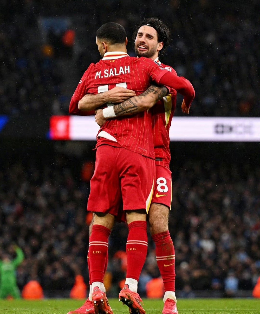 曼城锋线爆发，客场取胜收获三分